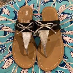Women’s leather Elie Tahari sandals size 37